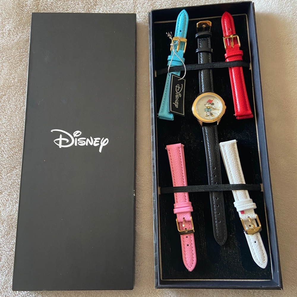 NEW Disney Minnie Watch Set, 5 bands, Disney BOX.